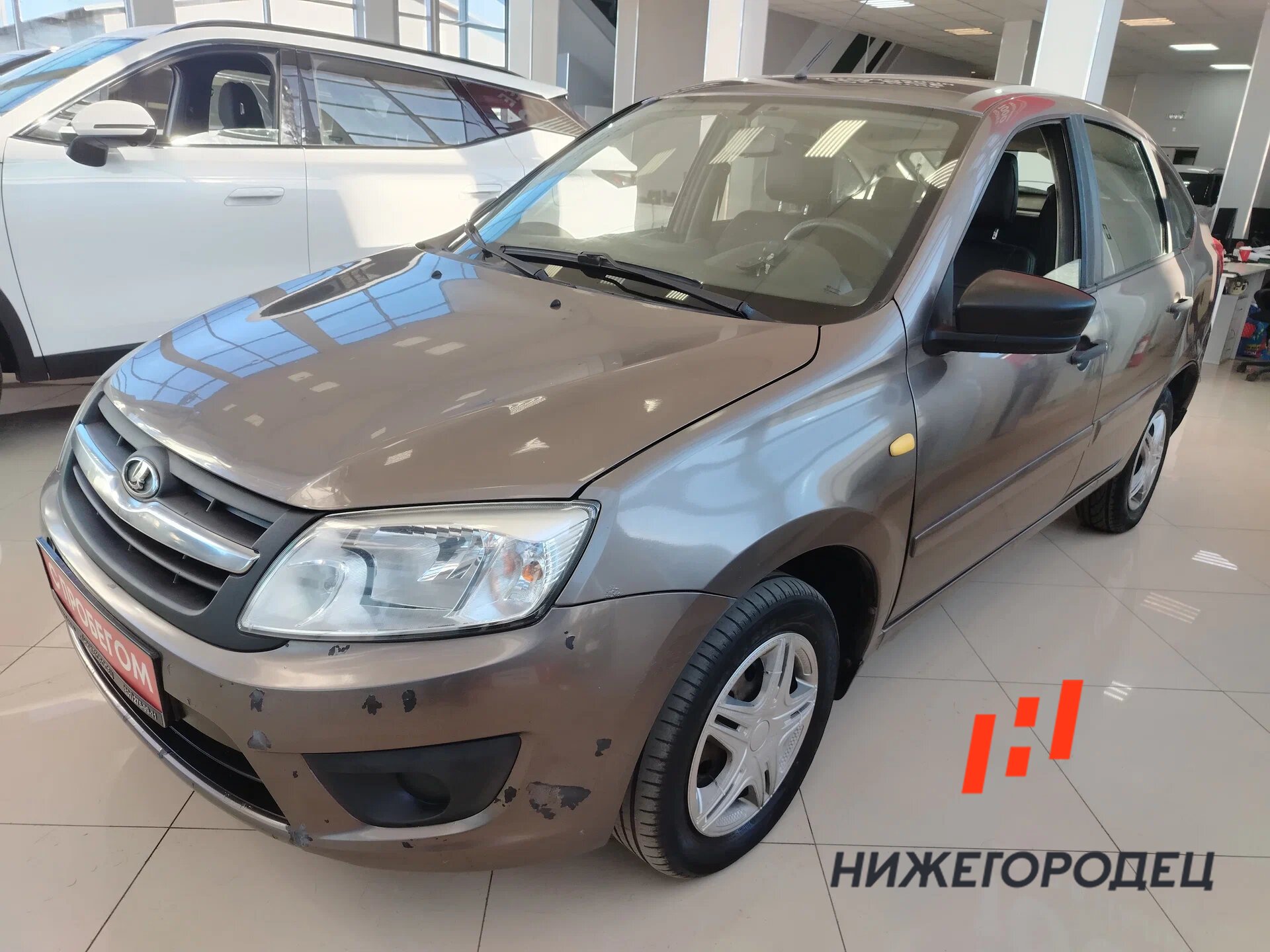 Lada (Ваз) Granta 1.6 MT (87 л.с.), 2016 — купить в Нижнем Новгороде