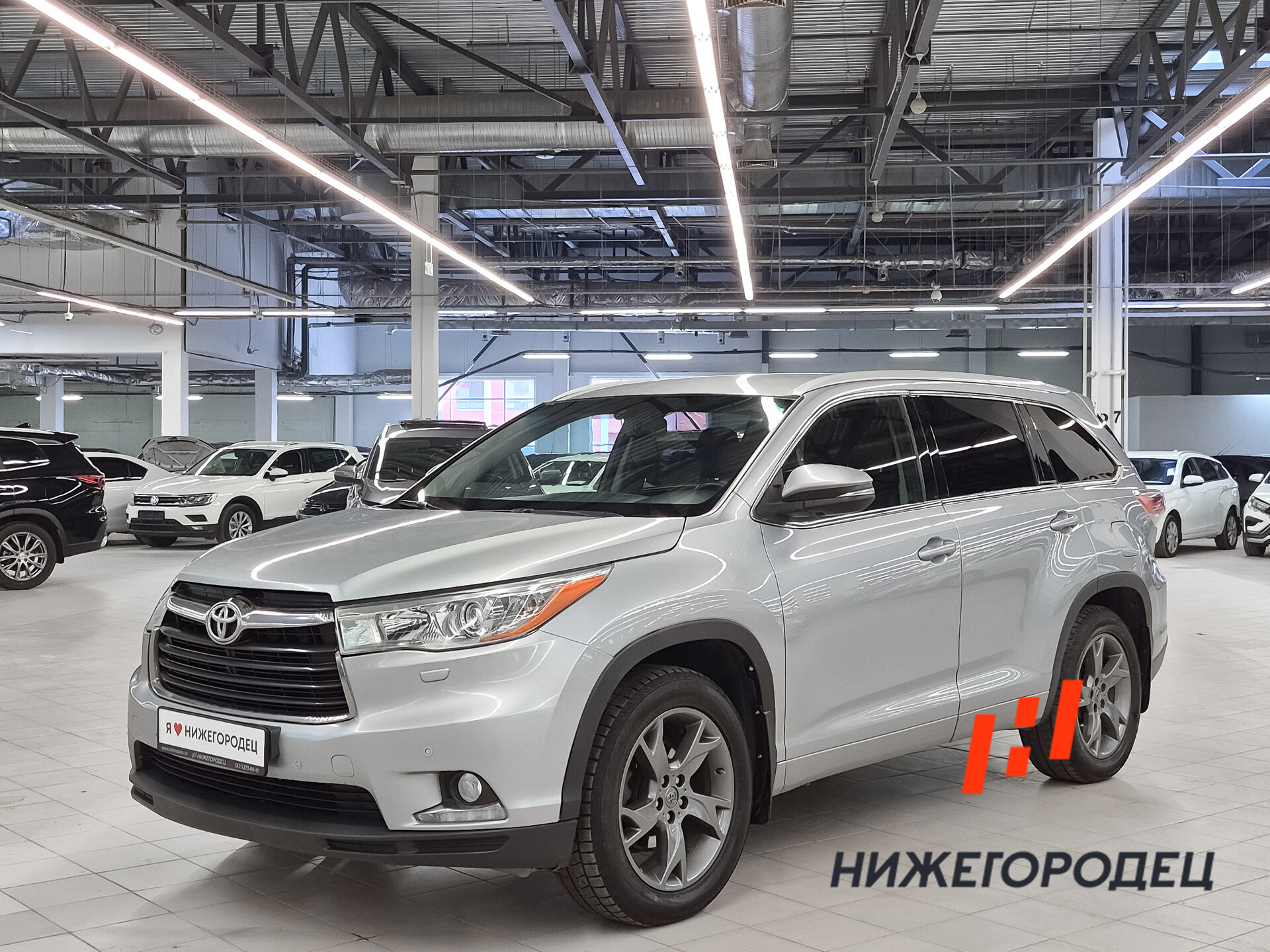 Toyota Highlander 3.5 AT (249 л.с.) 4WD, 2014 — купить в Нижнем Новгороде