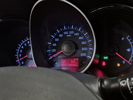 Kia Rio 1.4 AT (107 л.с.), 2017 — купить в Нижнем Новгороде
