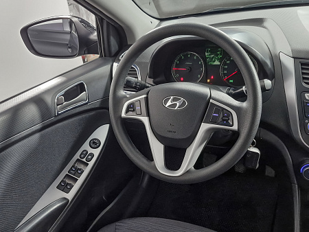 Hyundai Solaris 1.6 MT (123 л.с.), 2016 — купить в Нижнем Новгороде
