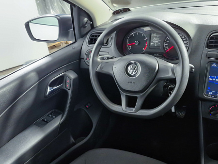 Volkswagen Polo 1.6 MT (110 л.с.), 2017 Volkswagen Polo 1.6 MT (110 л.с.), 2017 — купить в Нижнем Новгороде