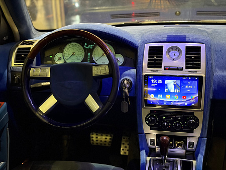 Chrysler 300C 3.5 AT (249 л.с.), 2004 — купить в Нижнем Новгороде