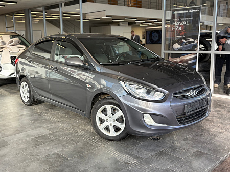 Hyundai Solaris 1.6 MT (123 л.с.), 2011 Hyundai Solaris 1.6 MT (123 л.с.), 2011 — купить в Нижнем Новгороде