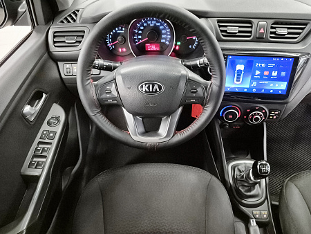 Kia Rio 6-speed 1.6 MT (123 л.с.), 2015 — купить в Нижнем Новгороде