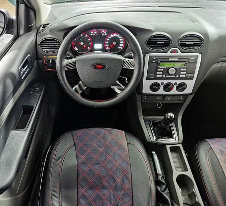 Ford Focus 1.6 MT (115 л.с.), 2006 Ford Focus 1.6 MT (115 л.с.), 2006 — купить в Нижнем Новгороде