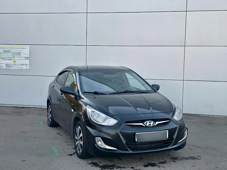 Hyundai Solaris 1.4 MT (107 л.с.), 2011 — купить в Нижнем Новгороде