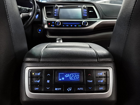 Toyota Highlander 3.5 AT (249 л.с.) 4WD, 2014 Toyota Highlander 3.5 AT (249 л.с.) 4WD, 2014 — купить в Нижнем Новгороде