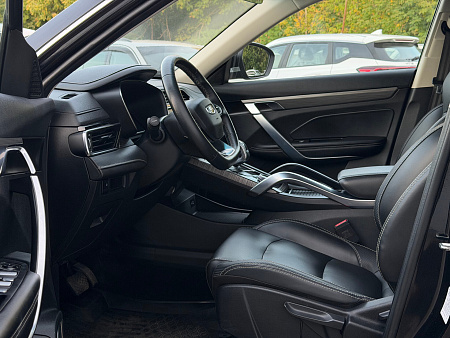 Geely Atlas Pro 1.5 AT (177 л.с.), 2022 — купить в Нижнем Новгороде