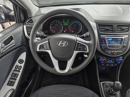 Hyundai Solaris 1.6 MT (123 л.с.), 2016 — купить в Нижнем Новгороде