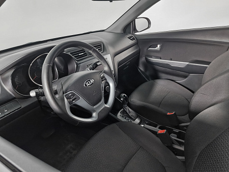 Kia Rio 1.6 AT (123 л.с.), 2015 Kia Rio 1.6 AT (123 л.с.), 2015 — купить в Нижнем Новгороде