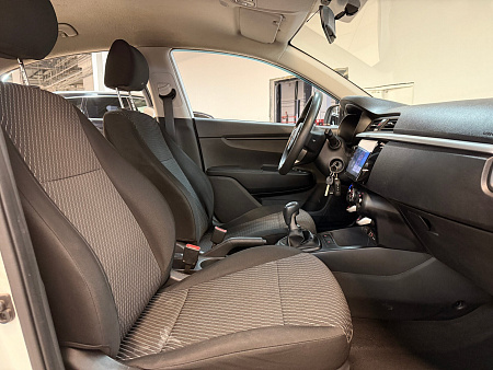 Kia Rio 1.4 MT (100 л.с.), 2018 — купить в Нижнем Новгороде