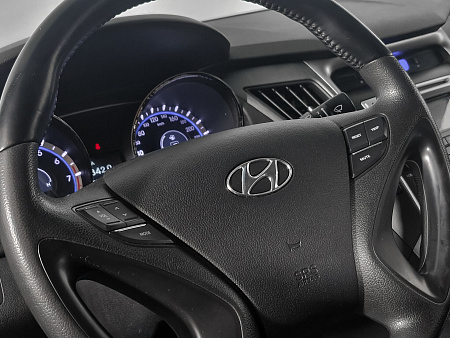 Hyundai Sonata 2.0 AT (150 л.с.), 2011 Hyundai Sonata 2.0 AT (150 л.с.), 2011 — купить в Нижнем Новгороде