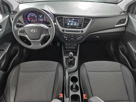 Hyundai Solaris 1.6 MT (123 л.с.), 2017 Hyundai Solaris 1.6 MT (123 л.с.), 2017 — купить в Нижнем Новгороде