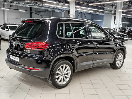 Volkswagen Tiguan 2.0 AT (180 л.с.) 4WD, 2016 Volkswagen Tiguan 2.0 AT (180 л.с.) 4WD, 2016 — купить в Нижнем Новгороде