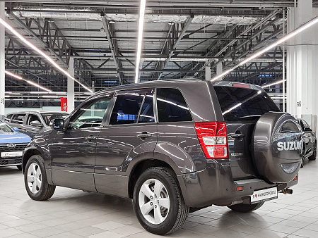 Suzuki Grand Vitara 2.4 AT (169 л.с.) 4WD, 2011 — купить в Нижнем Новгороде
