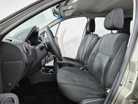 Renault Duster 1.6 MT (102 л.с.), 2015 — купить в Нижнем Новгороде