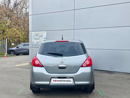 Nissan Tiida 1.6 MT (110 л.с.), 2008 Nissan Tiida 1.6 MT (110 л.с.), 2008 — купить в Нижнем Новгороде