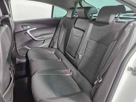Opel Insignia 1.8 MT (140 л.с.), 2013 — купить в Нижнем Новгороде