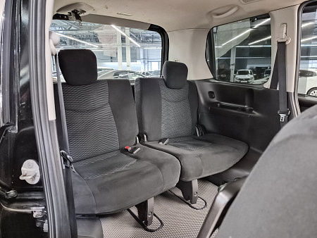 Nissan Serena 2.0hyb CVT (147 л.с.), 2015 — купить в Нижнем Новгороде