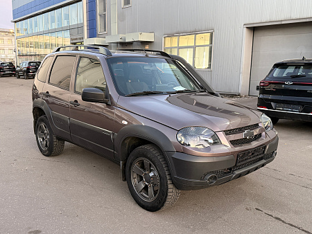 Chevrolet Niva 1.7 MT (80 л.с.) 4WD, 2019 Chevrolet Niva 1.7 MT (80 л.с.) 4WD, 2019 — купить в Нижнем Новгороде