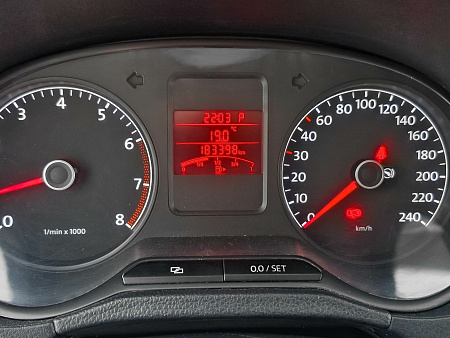 Volkswagen Polo 1.6 AT (105 л.с.), 2013 — купить в Нижнем Новгороде