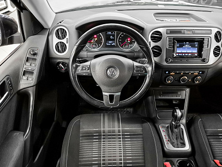 Volkswagen Tiguan 2.0 AT (180 л.с.) 4WD, 2016 Volkswagen Tiguan 2.0 AT (180 л.с.) 4WD, 2016 — купить в Нижнем Новгороде