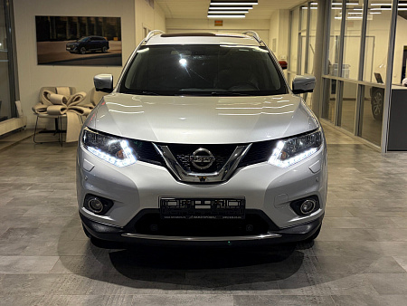 Nissan X-Trail 2.0 CVT (144 л.с.) 4WD, 2015 — купить в Нижнем Новгороде