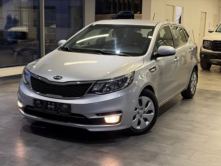 Kia Rio 1.4 MT (107 л.с.), 2015 — купить в Нижнем Новгороде