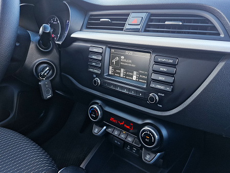 Kia Rio 1.6 AT (123 л.с.), 2020 Kia Rio 1.6 AT (123 л.с.), 2020 — купить в Нижнем Новгороде