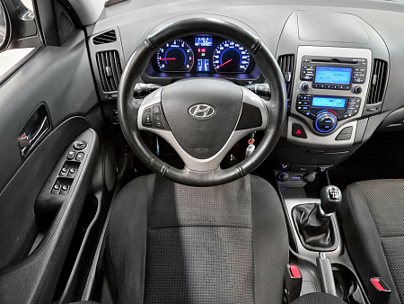 Hyundai i30 1.6 MT (126 л.с.), 2011 — купить в Нижнем Новгороде