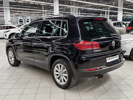 Volkswagen Tiguan 2.0 AT (180 л.с.) 4WD, 2016 Volkswagen Tiguan 2.0 AT (180 л.с.) 4WD, 2016 — купить в Нижнем Новгороде