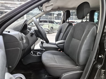 Nissan Terrano 1.6 MT (102 л.с.) 4WD, 2014 Nissan Terrano 1.6 MT (102 л.с.) 4WD, 2014 — купить в Нижнем Новгороде