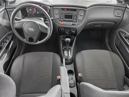 Kia Rio 1.4 AT (95 л.с.), 2011 Kia Rio 1.4 AT (95 л.с.), 2011 — купить в Нижнем Новгороде