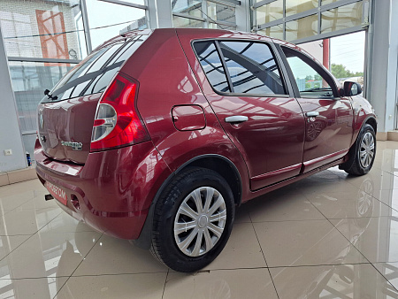 Renault Sandero 1.6 MT (84 л.с.), 2012 Renault Sandero 1.6 MT (84 л.с.), 2012 — купить в Нижнем Новгороде