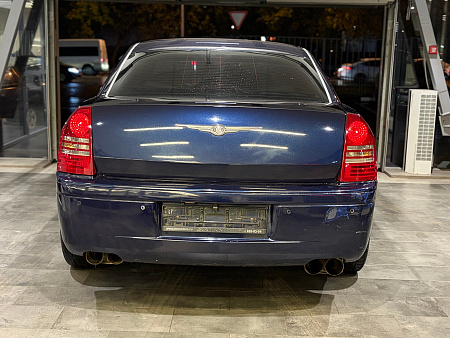 Chrysler 300C 3.5 AT (249 л.с.), 2004 — купить в Нижнем Новгороде