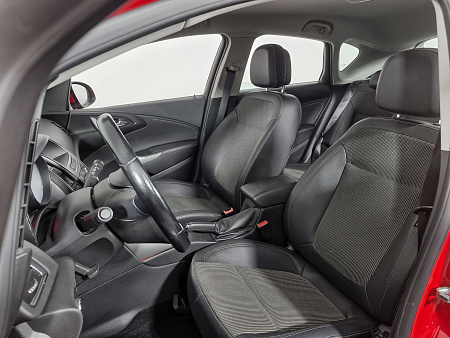 Opel Astra 1.6 AT (180 л.с.), 2012 Opel Astra 1.6 AT (180 л.с.), 2012 — купить в Нижнем Новгороде