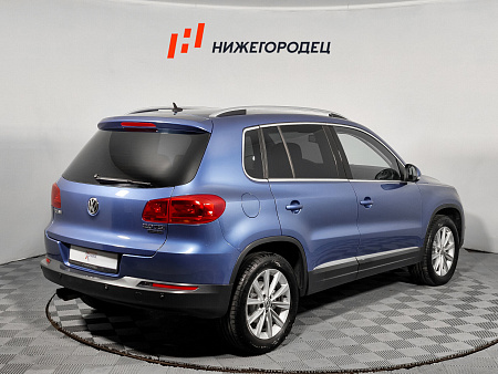 Volkswagen Tiguan 2.0 AT (170 л.с.) 4WD, 2011 Volkswagen Tiguan 2.0 AT (170 л.с.) 4WD, 2011 — купить в Нижнем Новгороде