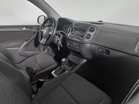 Volkswagen Tiguan 1.4 AMT (150 л.с.), 2012 — купить в Нижнем Новгороде