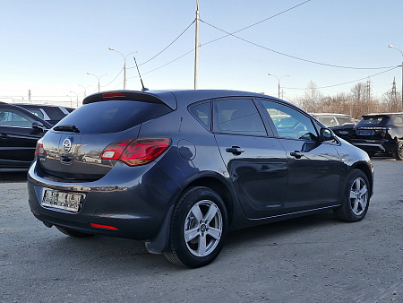 Opel Astra 1.6 MT (115 л.с.), 2012 — купить в Нижнем Новгороде