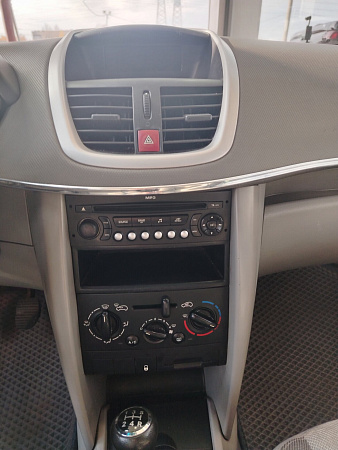 Peugeot 207 1.4 MT (88 л.с.), 2008 Peugeot 207 1.4 MT (88 л.с.), 2008 — купить в Нижнем Новгороде