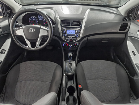Hyundai Solaris 1.6 AT (123 л.с.), 2013 Hyundai Solaris 1.6 AT (123 л.с.), 2013 — купить в Нижнем Новгороде