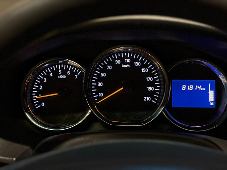 Renault Logan 1.6 MT (82 л.с.), 2018 Renault Logan 1.6 MT (82 л.с.), 2018 — купить в Нижнем Новгороде