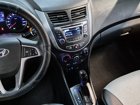 Hyundai Solaris 1.6 AT (123 л.с.), 2016 — купить в Нижнем Новгороде