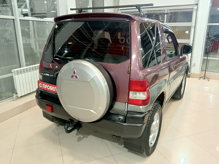 Mitsubishi Pajero iO 1.6 AT (102 л.с.) 4WD, 1999 — купить в Нижнем Новгороде