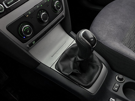 Skoda Octavia 1.6 MT (102 л.с.), 2013 — купить в Нижнем Новгороде