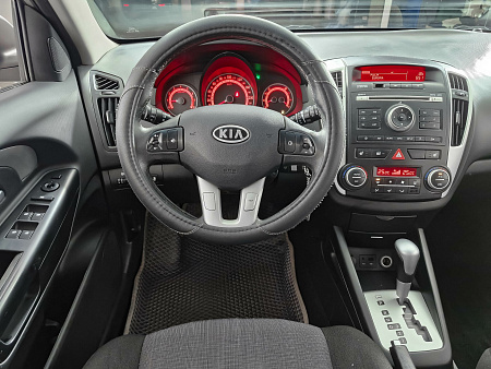Kia Ceed 1.6 AT (122 л.с.), 2011 Kia Ceed 1.6 AT (122 л.с.), 2011 — купить в Нижнем Новгороде