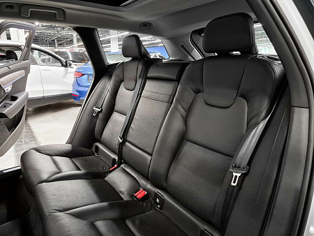 Volvo V90 Cross Country 2.0 AT (249 л.с.) 4WD, 2021 Volvo V90 Cross Country 2.0 AT (249 л.с.) 4WD, 2021 — купить в Нижнем Новгороде