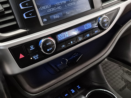 Toyota Highlander 3.5 AT (249 л.с.) 4WD, 2014 Toyota Highlander 3.5 AT (249 л.с.) 4WD, 2014 — купить в Нижнем Новгороде