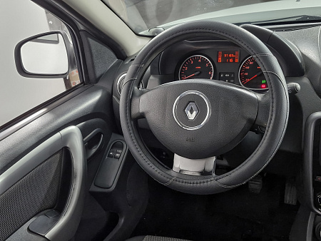 Renault Duster 1.6 MT (102 л.с.) 4WD, 2014 Renault Duster 1.6 MT (102 л.с.) 4WD, 2014 — купить в Нижнем Новгороде