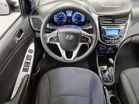 Hyundai Solaris 1.6 AT (123 л.с.), 2012 Hyundai Solaris 1.6 AT (123 л.с.), 2012 — купить в Нижнем Новгороде